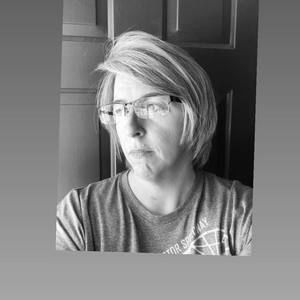 Meet your Posher, Carrie